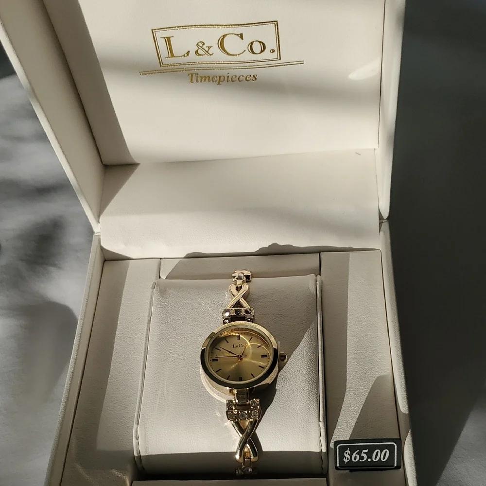 Gold-Tone Crystal Bracelet Watch for Women - Picture 3 of 7